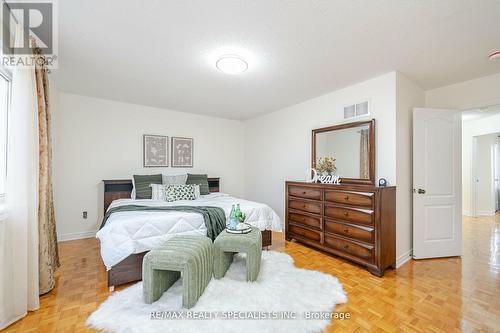 16 Mountland Road, Brampton (Bram East), ON - Indoor Photo Showing Bedroom