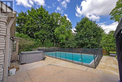 69 Shavian Boulevard, London, ON - Outdoor With In Ground Pool