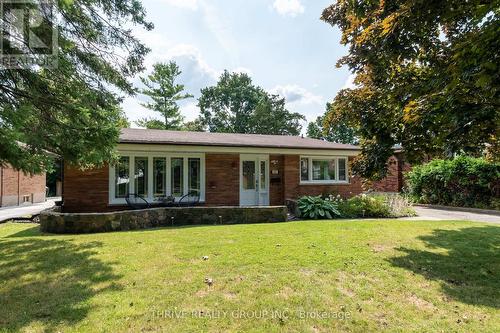 221 Merlin Crescent, London, ON - Outdoor