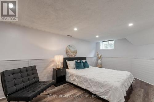 221 Merlin Crescent, London, ON - Indoor Photo Showing Bedroom