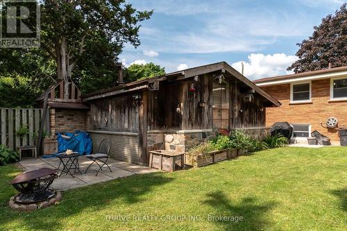 221 Merlin Crescent, London, ON - Outdoor