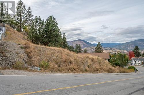 604 Balsam Avenue, Penticton, BC 