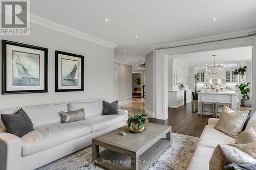 275 Athabasca Drive, Vaughan, ON - Indoor Photo Showing Living Room