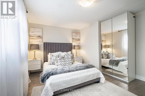 21 Sir Kay Drive, Markham (Markham Village), ON - Indoor Photo Showing Bedroom