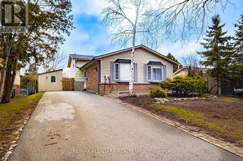 21 Sir Kay Drive, Markham (Markham Village), ON - Outdoor