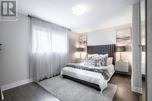 21 Sir Kay Drive, Markham (Markham Village), ON - Indoor Photo Showing Bedroom