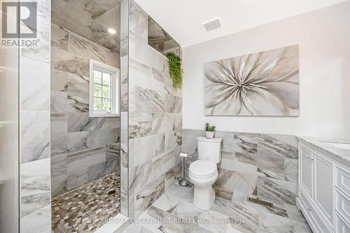 123 Academy Place, Guelph/Eramosa (Rockwood), ON - Indoor Photo Showing Bathroom