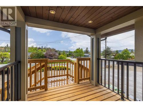 1555 Hollywood Road S, Kelowna, BC - Outdoor With Deck Patio Veranda With Exterior