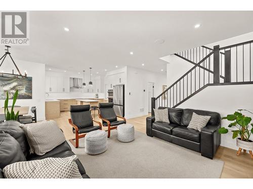 4271 Russo Street, Kelowna, BC - Indoor Photo Showing Living Room