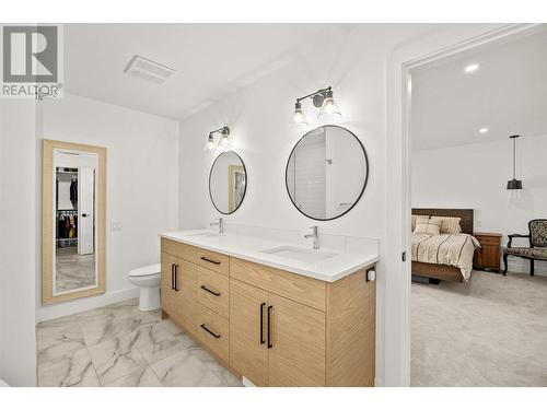 4271 Russo Street, Kelowna, BC - Indoor Photo Showing Bathroom