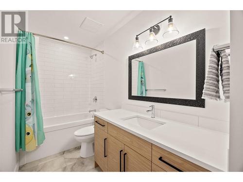 4271 Russo Street, Kelowna, BC - Indoor Photo Showing Bathroom