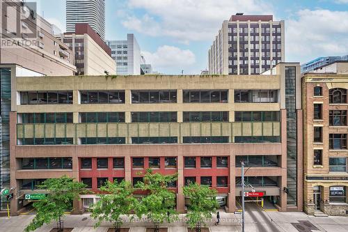 423 - 25 Richmond Street E, Toronto (Church-Yonge Corridor), ON - Outdoor With Facade