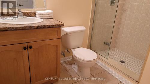 409 - 10 Mendelssohn Street, Toronto (Clairlea-Birchmount), ON - Indoor Photo Showing Bathroom