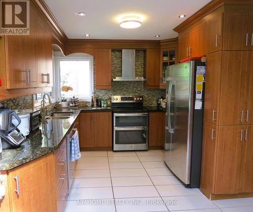 50 Hollingham Road, Markham (Unionville), ON - Indoor Photo Showing Kitchen With Double Sink