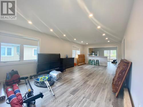 428 Limerick Street, Innisfil, ON - Indoor