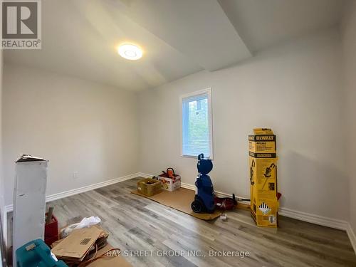 428 Limerick Street, Innisfil, ON - Indoor Photo Showing Other Room