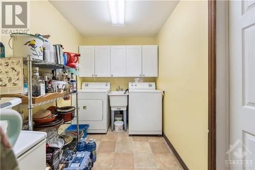 1873 Ramsay Conc 8 Road, Mississippi Mills, ON - Indoor Photo Showing Laundry Room