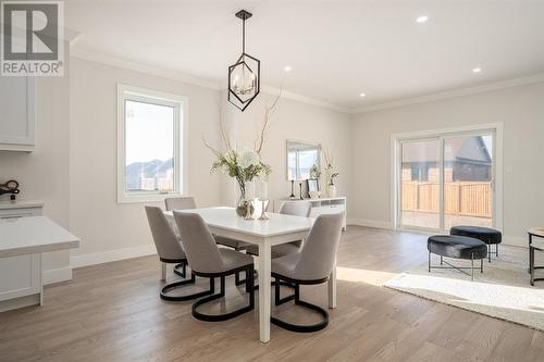 309 Anise Lane, Sarnia, ON - Indoor Photo Showing Dining Room