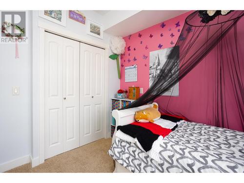 2200 Upper Sundance Drive Unit# 2208, West Kelowna, BC - Indoor Photo Showing Bedroom