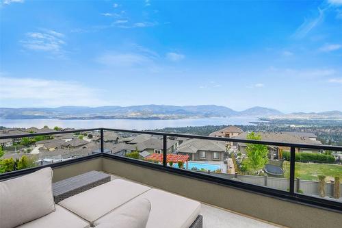 896 Hewetson Avenue, Kelowna, BC - Outdoor With Body Of Water With View