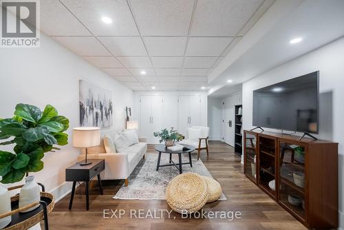 883 Ontario Street, Cobourg, ON - Indoor Photo Showing Living Room