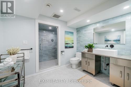 883 Ontario Street, Cobourg, ON - Indoor Photo Showing Bathroom