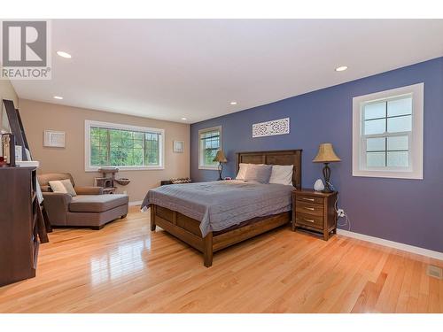 1630 17 Street Se, Salmon Arm, BC - Indoor Photo Showing Bedroom