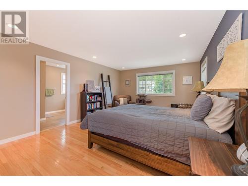 1630 17 Street Se, Salmon Arm, BC - Indoor Photo Showing Bedroom