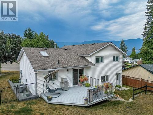 1630 17 Street Se, Salmon Arm, BC - Outdoor With Exterior