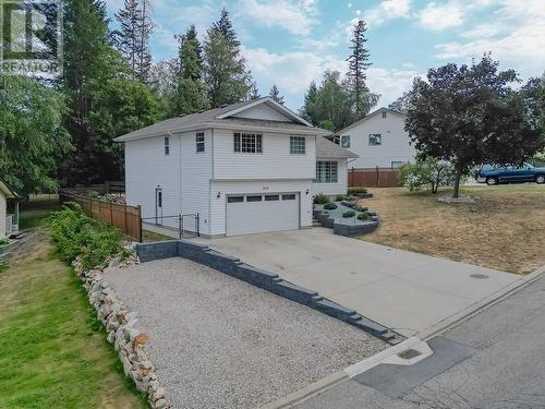 1630 17 Street Se, Salmon Arm, BC - Outdoor