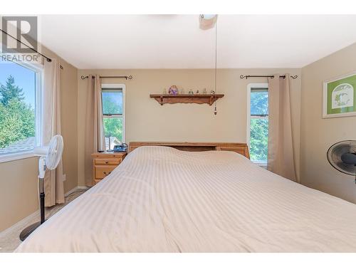 109 Reservoir Road, Enderby, BC - Indoor Photo Showing Bedroom