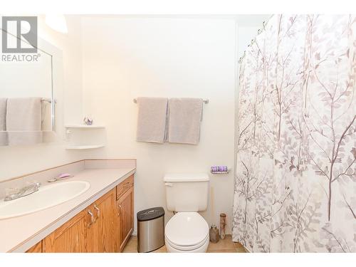 109 Reservoir Road, Enderby, BC - Indoor Photo Showing Bathroom