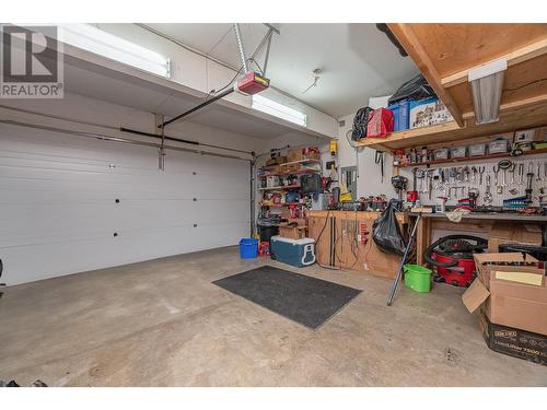 109 Reservoir Road, Enderby, BC - Indoor Photo Showing Garage