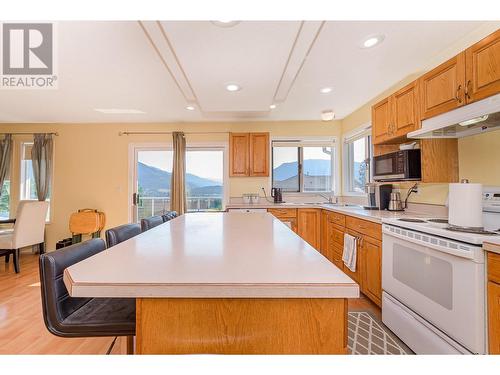 109 Reservoir Road, Enderby, BC - Indoor Photo Showing Kitchen With Double Sink