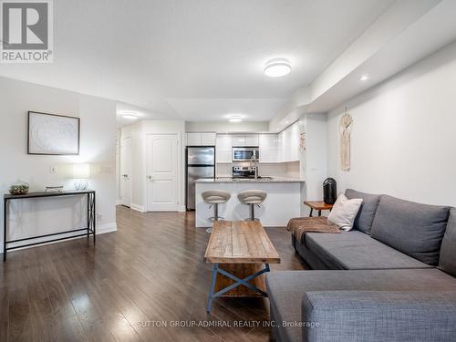 1201 - 1060 Sheppard Avenue W, Toronto (York University Heights), ON - Indoor Photo Showing Living Room