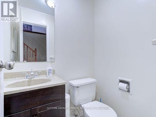 92 Simmons Boulevard, Brampton, ON - Indoor Photo Showing Bathroom