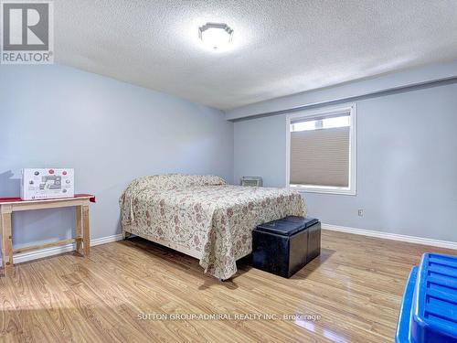 92 Simmons Boulevard, Brampton, ON - Indoor Photo Showing Bedroom