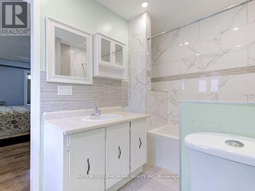 92 Simmons Boulevard, Brampton (Madoc), ON - Indoor Photo Showing Bathroom