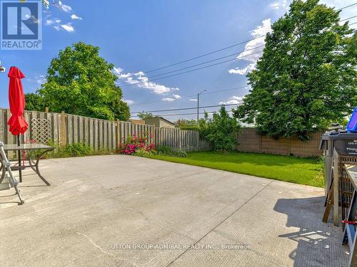 92 Simmons Boulevard, Brampton (Madoc), ON - Outdoor