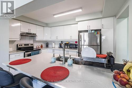 1143 Duignan Crescent, Milton (Ford), ON - Indoor Photo Showing Kitchen With Stainless Steel Kitchen