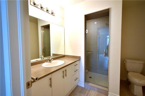 40 Zinfandel Drive|Unit #48, Hamilton, ON - Indoor Photo Showing Bathroom