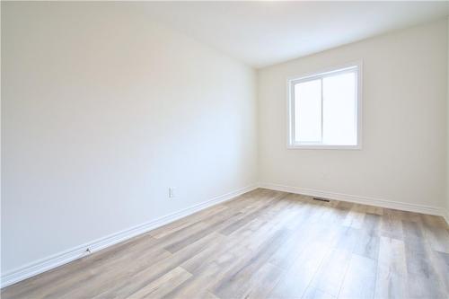 40 Zinfandel Drive|Unit #48, Hamilton, ON - Indoor Photo Showing Other Room