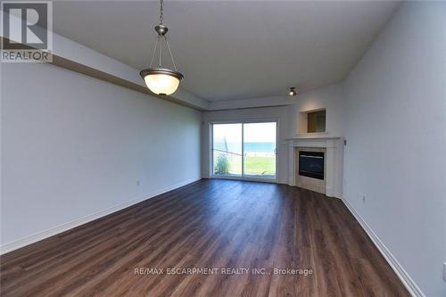 15 - 484 Millen Road, Hamilton (Lakeshore), ON - Indoor With Fireplace