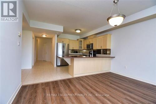 15 - 484 Millen Road, Hamilton (Lakeshore), ON - Indoor Photo Showing Kitchen