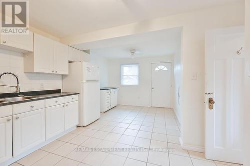 27 Cluny Avenue, Hamilton (Crown Point), ON - Indoor Photo Showing Kitchen