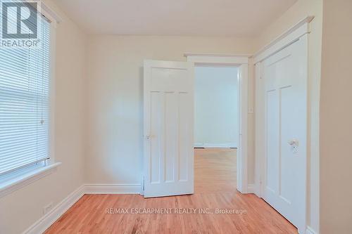 27 Cluny Avenue, Hamilton (Crown Point), ON - Indoor Photo Showing Other Room