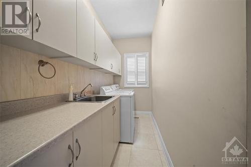 1072 Bravar Drive, Ottawa, ON - Indoor Photo Showing Laundry Room