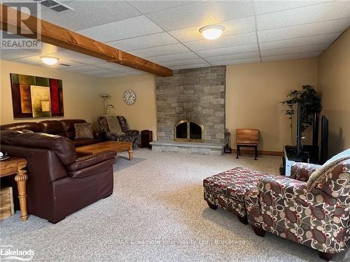 2332 Centre Line, Clearview, ON - Indoor Photo Showing Basement