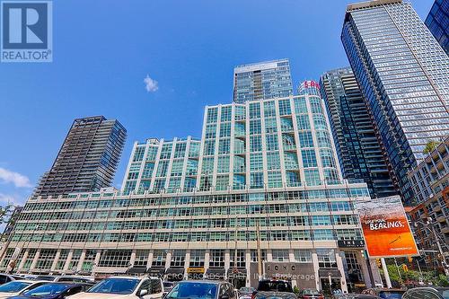 615 - 36 Blue Jays Way, Toronto (Waterfront Communities), ON - Outdoor With Facade