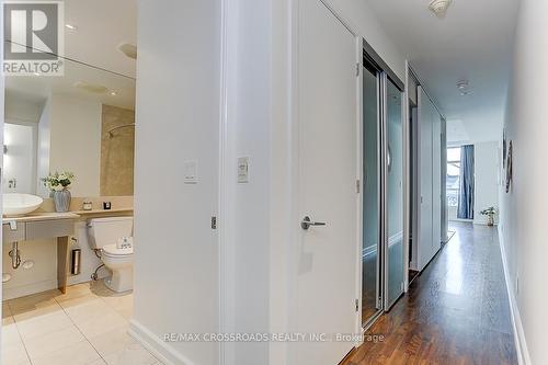 615 - 36 Blue Jays Way, Toronto (Waterfront Communities), ON - Indoor Photo Showing Bathroom